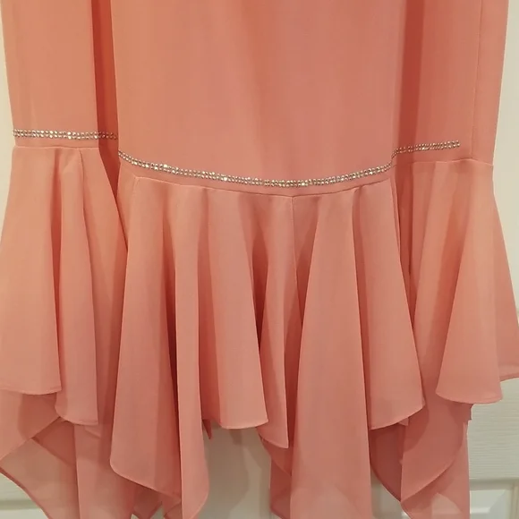 Hosanna three piece, peach set. All pieces are a size large - Picture 6 of 9